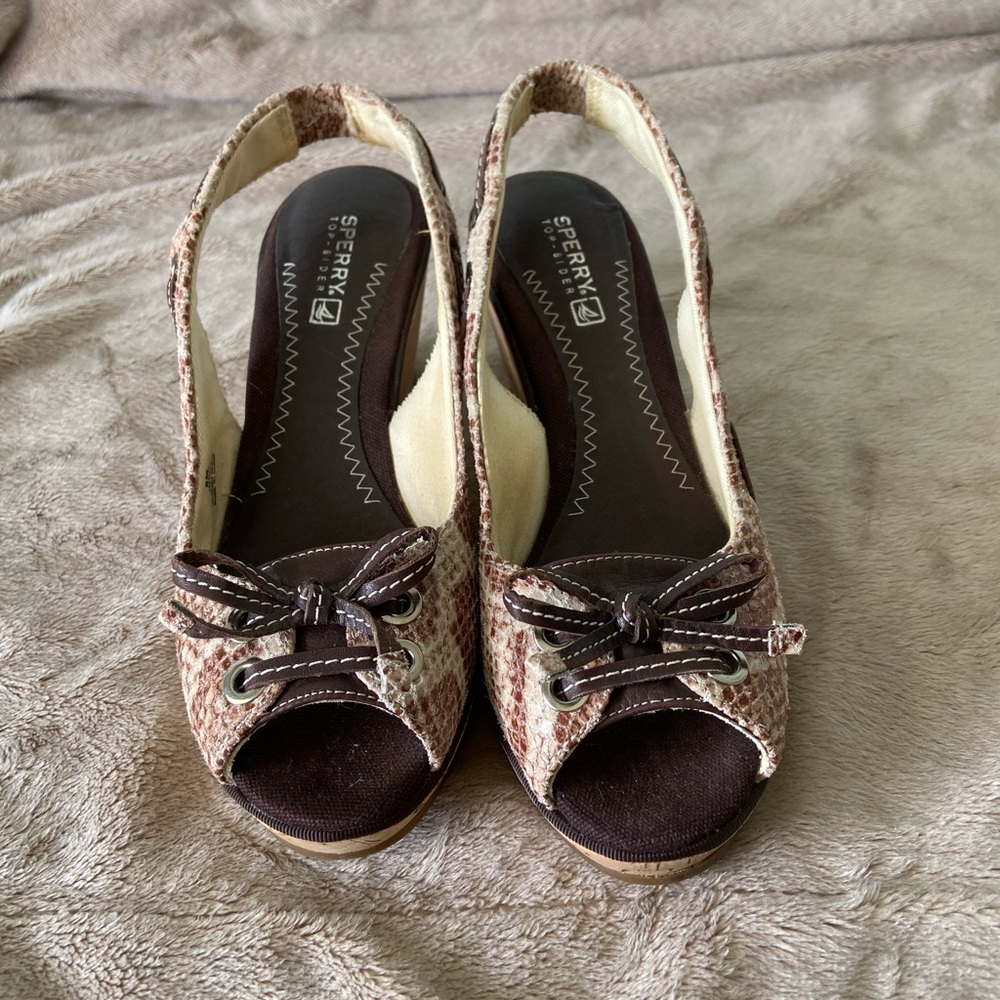 Sperry snake print peep toe wedge shoe size 6M